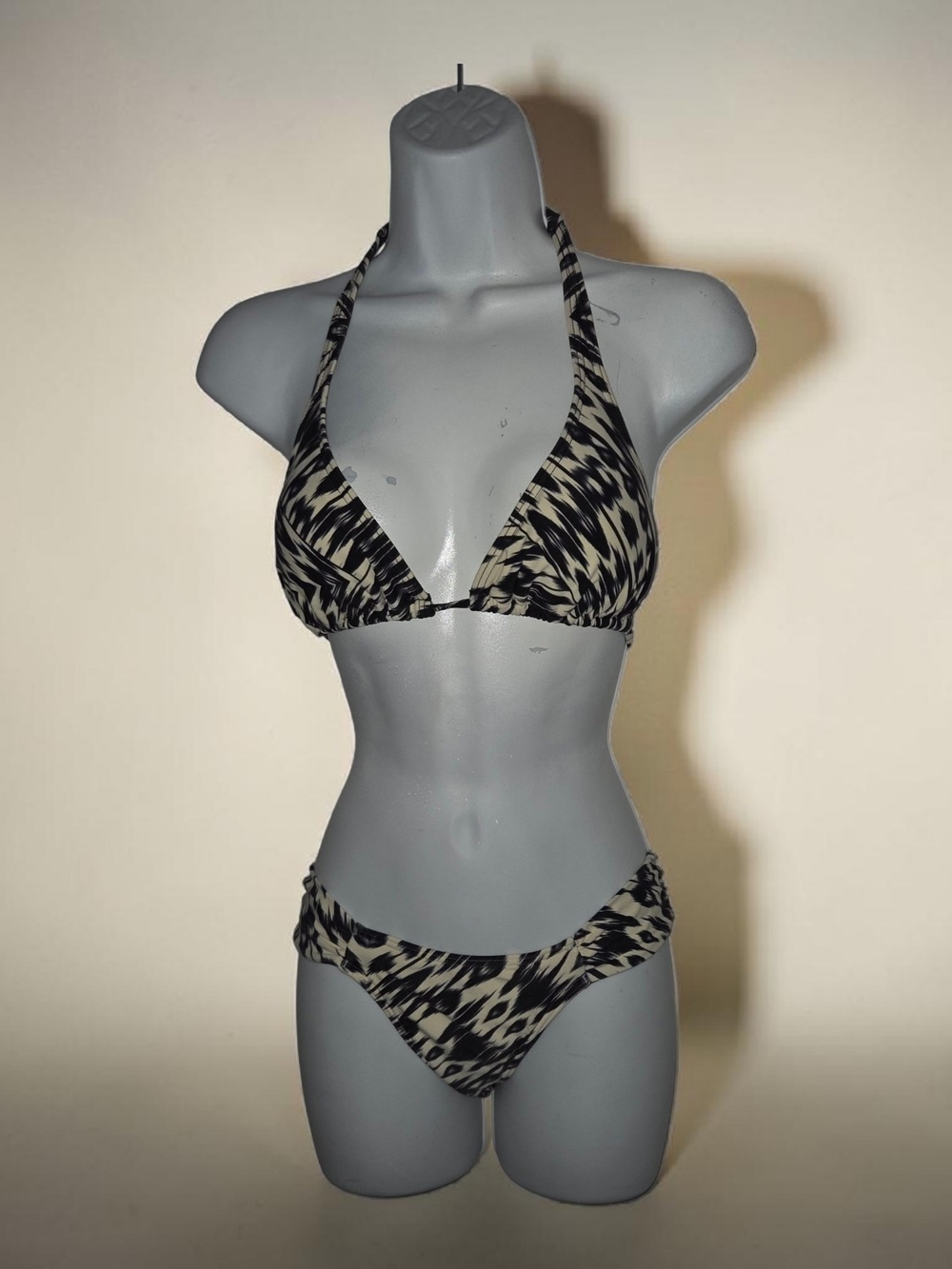 Billabong Black and Cream Halter Bikini Set - Women Swim